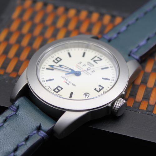 【新品同様】名盤 ザ・タイマーズ 2016年リマスター限定盤 180g重量盤 1万円以下の優秀コスパ時計」自然のぬくもりを感じる秀逸