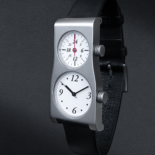 世界的アーティスト 五十嵐威暢氏 が長年探求した デュアルウオッチ