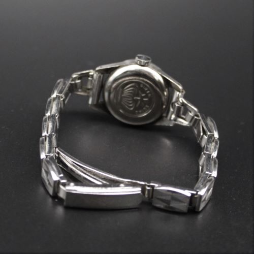 SEIKO 手巻き機械式・婦人用ヴィンテージ】 QUEEN SEIKO 1020A